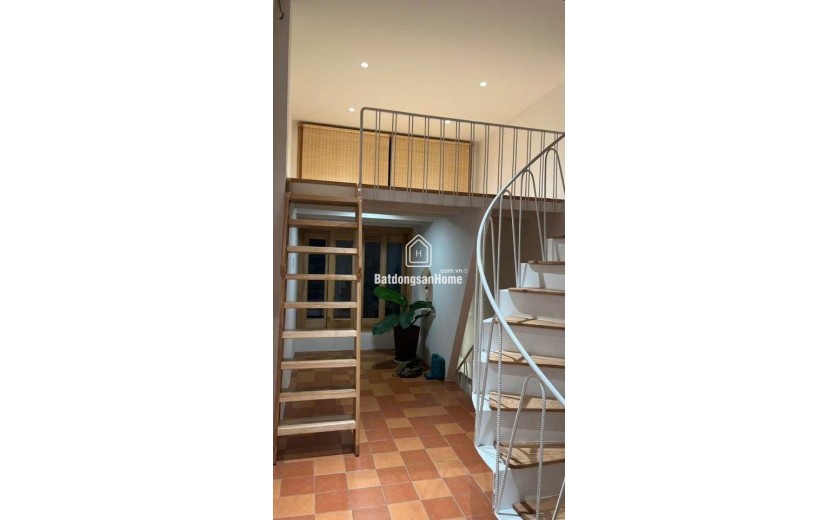 Nhà Mới 3 Tầng Sát Biển 100m – Ô Tô Tận Cửa – Full Nội Thất – 11 Tỷ